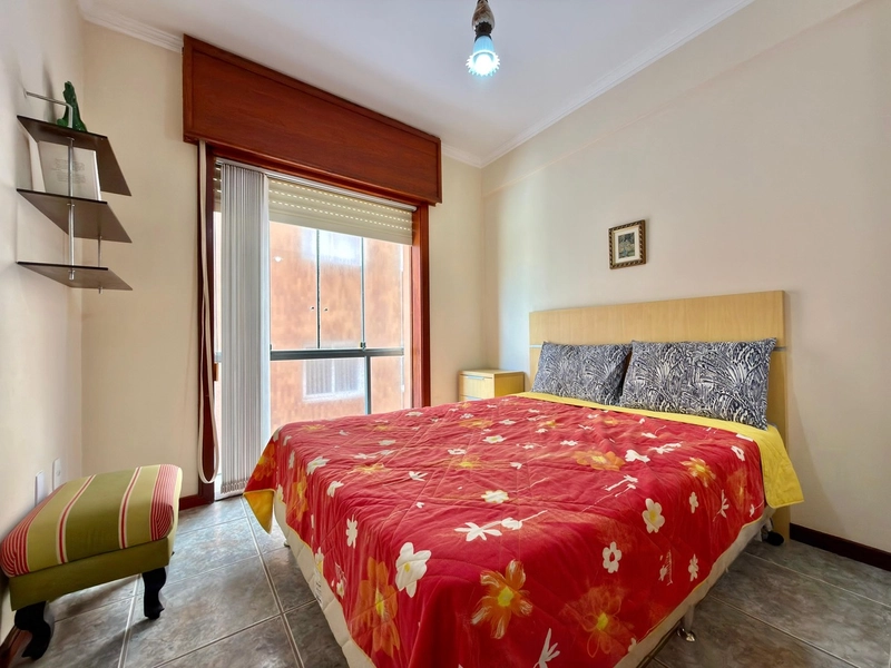 APARTAMENTO COM VISTA PARA O MAR E PRAÇA DO FAROL: 4ª foto da galeria de imagens do imóvel