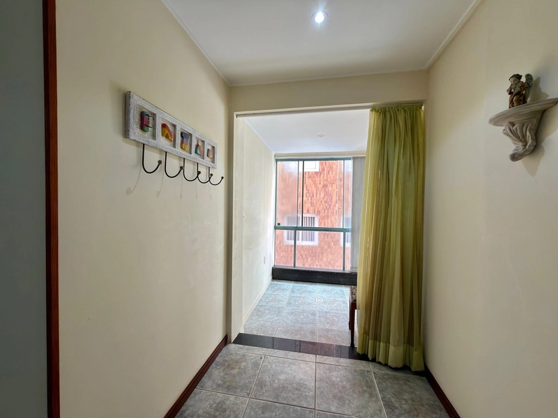 APARTAMENTO COM VISTA PARA O MAR E PRAÇA DO FAROL: 7ª foto da galeria de imagens do imóvel