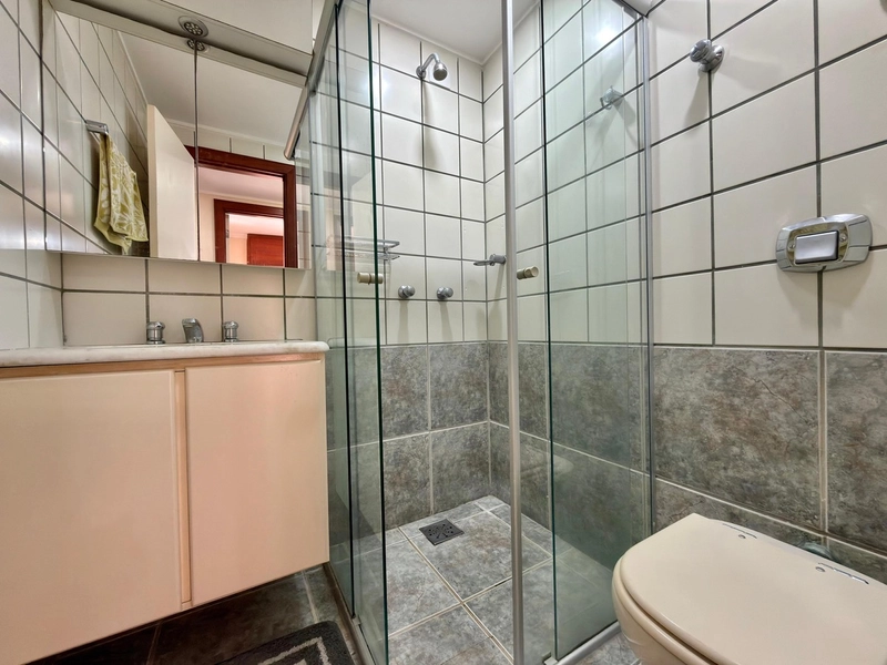 APARTAMENTO COM VISTA PARA O MAR E PRAÇA DO FAROL: 6ª foto da galeria de imagens do imóvel
