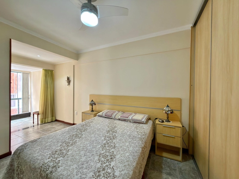 APARTAMENTO COM VISTA PARA O MAR E PRAÇA DO FAROL: 8ª foto da galeria de imagens do imóvel