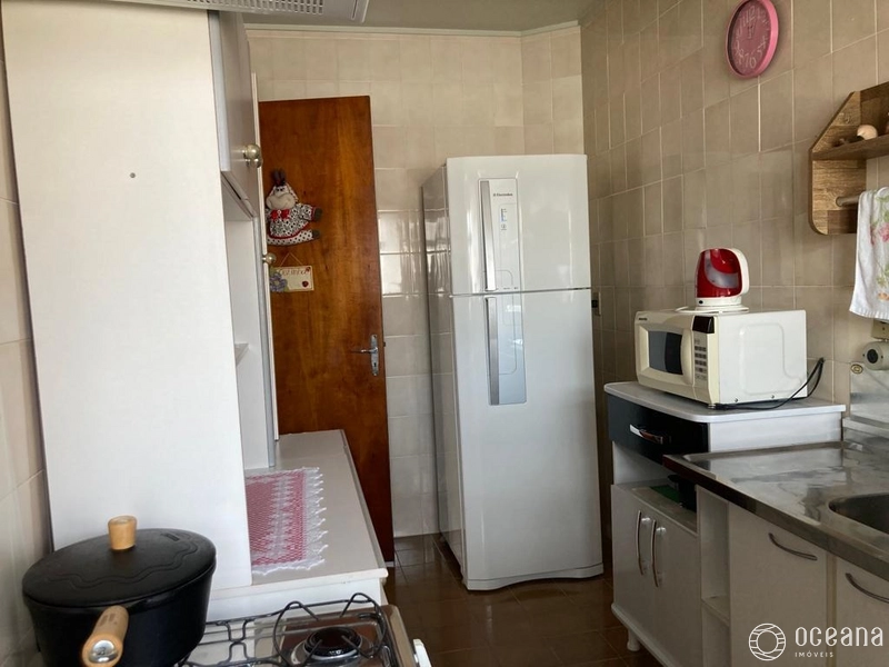 Apartamento de frente com sacada!: 3ª foto da galeria de imagens do imóvel