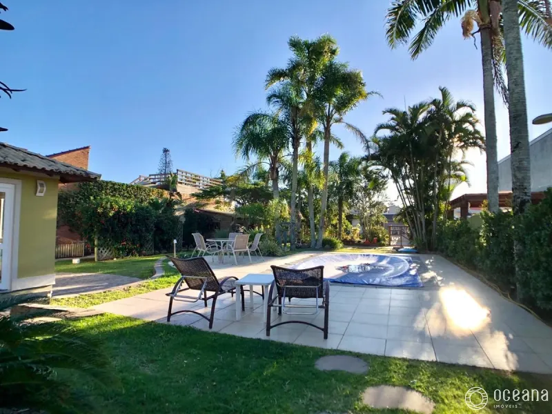 EXCLUSIVIDADE EM ATLÂNTIDA | Casa térrea com piscina, estilo rústico.: 38ª foto da galeria de imagens do imóvel