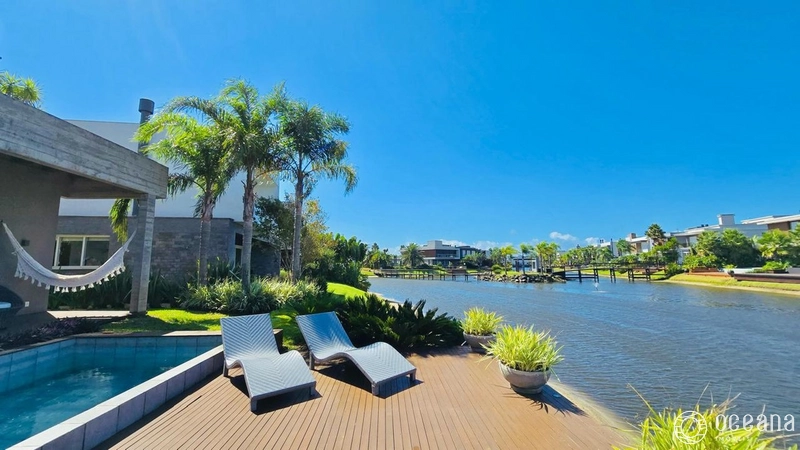 MELHOR CASA BEIRA LAGO DO CONDOMÍNIO FECHADO: 18ª foto da galeria de imagens do imóvel