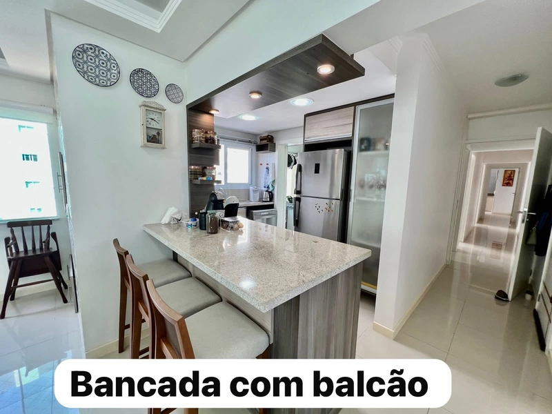 Apartamento três dormitórios e três  vagas de garagens: 3ª foto da galeria de imagens do imóvel