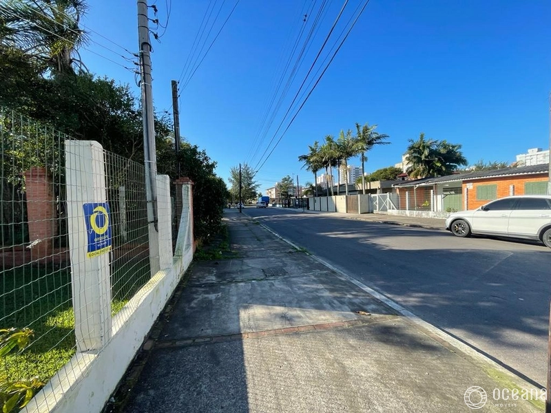 Casa 3 dormitórios no centro de capão: 2ª foto da galeria de imagens do imóvel