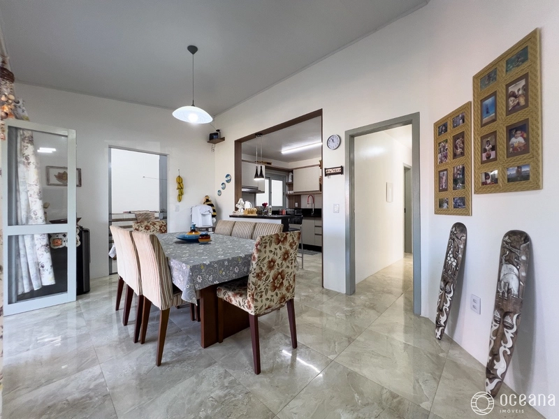 Casa com 3 dormitórios e 1 suite!: 9ª foto da galeria de imagens do imóvel