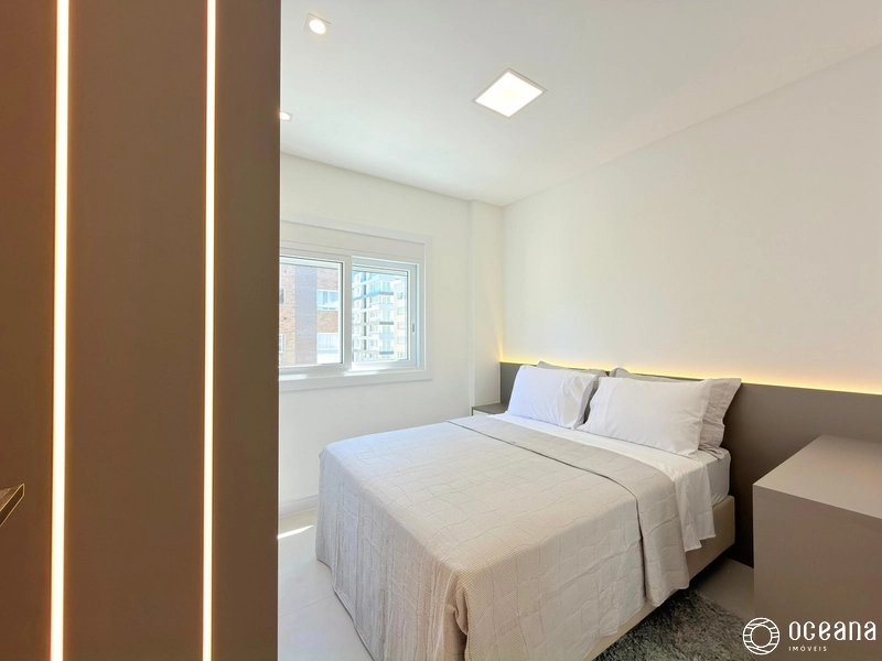 APARTAMENTO À VENDA, POUCOS PASSOS DO MAR!: 5ª foto da galeria de imagens do imóvel