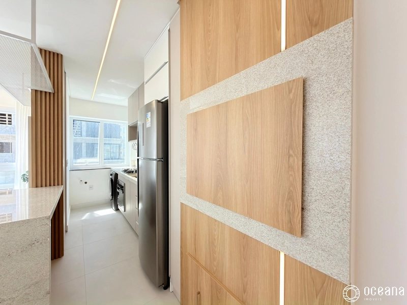 APARTAMENTO À VENDA, POUCOS PASSOS DO MAR!: 6ª foto da galeria de imagens do imóvel