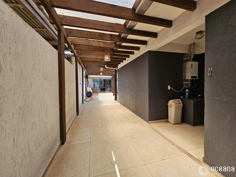 CASA À VENDA NO CENTRO DE XANGRI-LÁ: 2ª foto da galeria de imagens do imóvel
