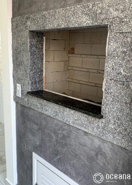 CASA COM TERRAÇO 03 QUADRAS DO MAR EM CAPAO DA CANOA: 2ª foto da galeria de imagens do imóvel