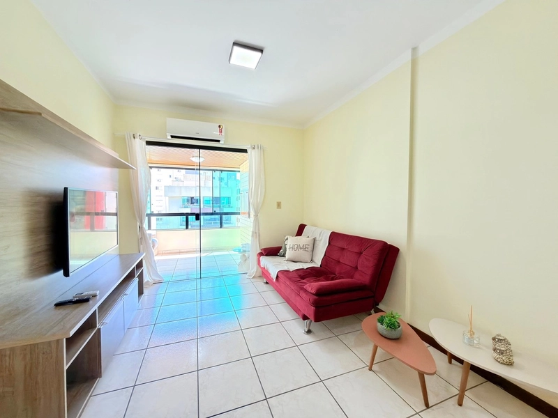 APARTAMENTO COM SACADA DE FRENTE E VISTA MAR!: 2ª foto da galeria de imagens do imóvel