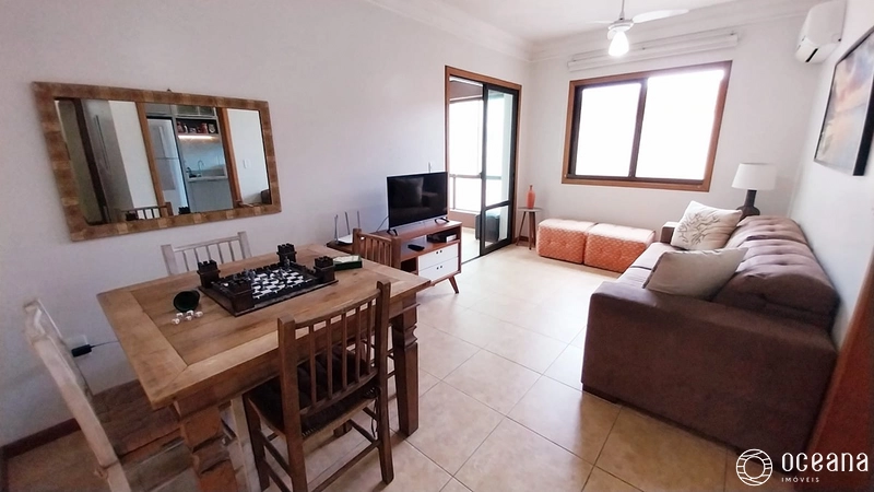 APARTAMENTO DE 02 DORMITÓRIOS COM SACADA INTEGRADA COM CHURRASQUEIRA E VISTA PARA PARA O MAR!: 3ª foto da galeria de imagens do imóvel