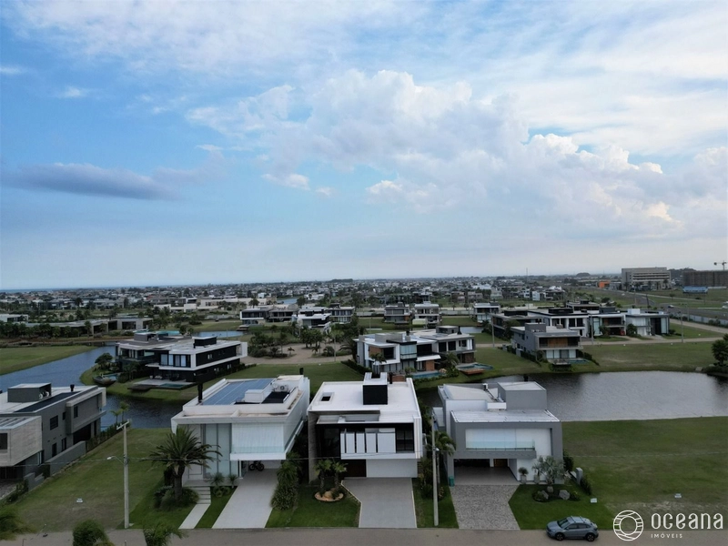 CASA BEIRA LAGO CONDOMÍNIO SENSE !: 27ª foto da galeria de imagens do imóvel