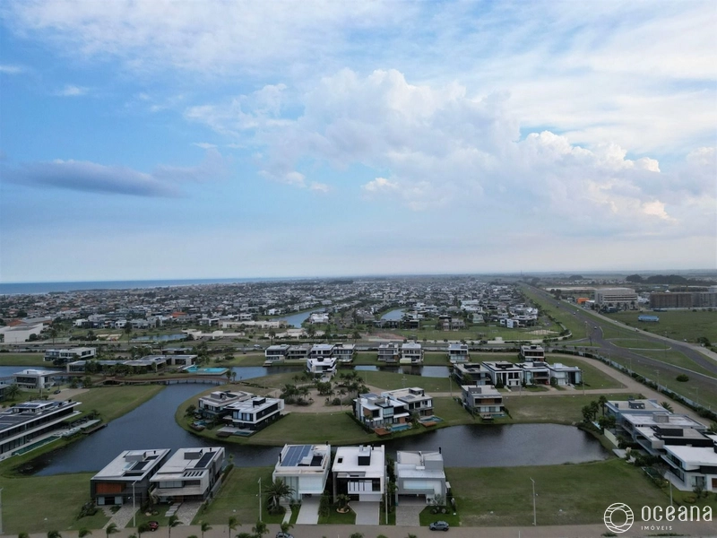 CASA BEIRA LAGO CONDOMÍNIO SENSE !: 28ª foto da galeria de imagens do imóvel