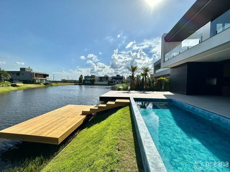 CASA BEIRA LAGO CONDOMÍNIO SENSE !: 9ª foto da galeria de imagens do imóvel