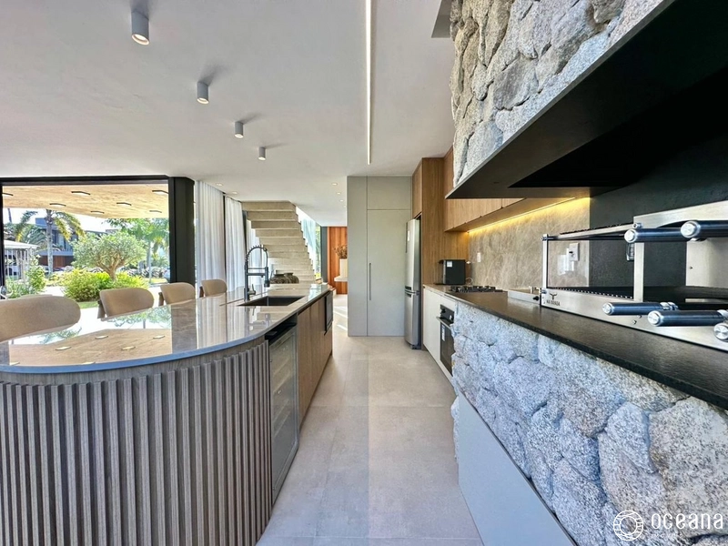 EXCELENTE CASA EM CONDOMÍNIO FECHADO COM 04 SUÍTES: 17ª foto da galeria de imagens do imóvel