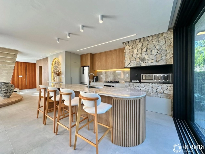 EXCELENTE CASA EM CONDOMÍNIO FECHADO COM 04 SUÍTES: 18ª foto da galeria de imagens do imóvel