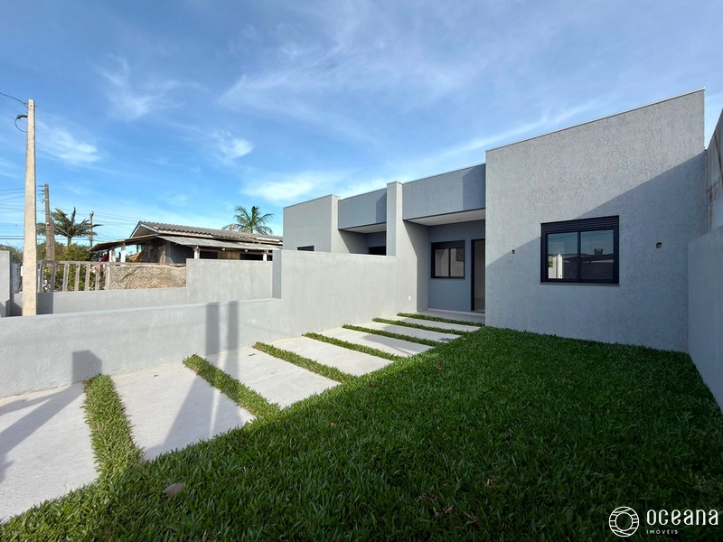 CASA DE 02 DORMITÓRIOS COM 69m² PRIV. EM CAPÃO NOVO!: 2ª foto da galeria de imagens do imóvel