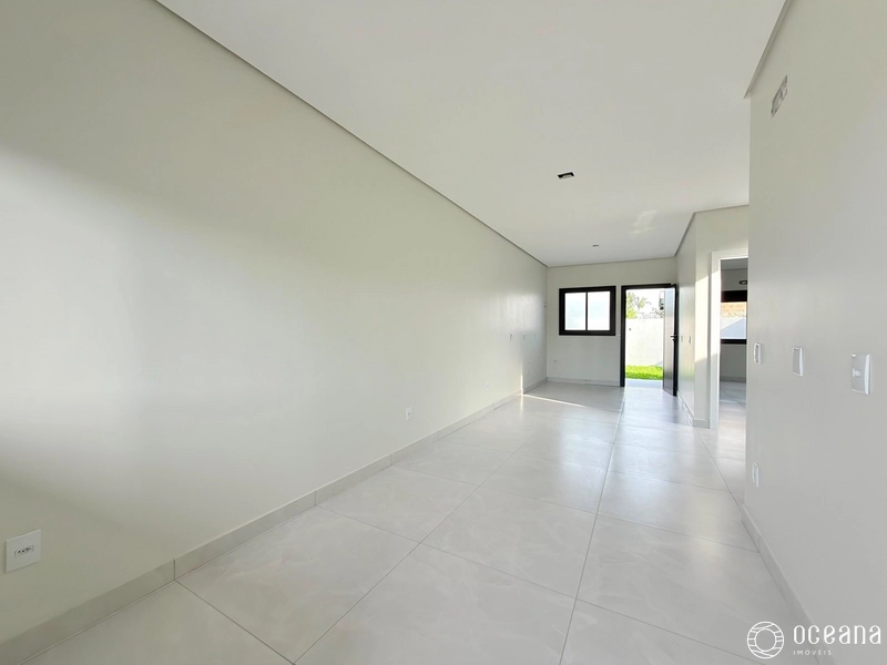 CASA DE 02 DORMITÓRIOS COM 69m² PRIV. EM CAPÃO NOVO!: 4ª foto da galeria de imagens do imóvel