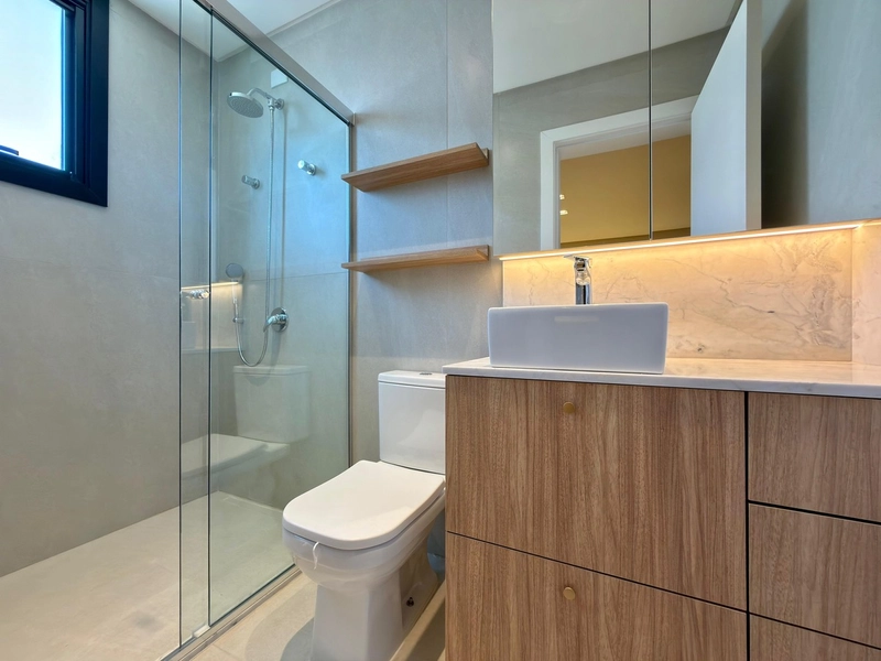 CASA COMPOSTA POR 05 SUÍTES EM CONDOMÍNIO COM PRAIA ARTIFIAL!: 10ª foto da galeria de imagens do imóvel
