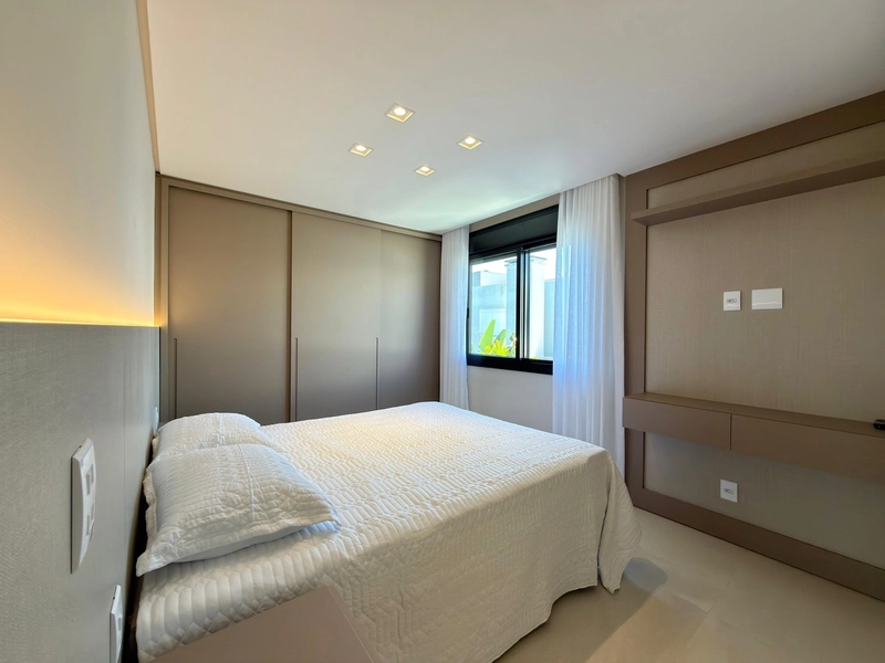 CASA COMPOSTA POR 05 SUÍTES EM CONDOMÍNIO COM PRAIA ARTIFIAL!: 9ª foto da galeria de imagens do imóvel