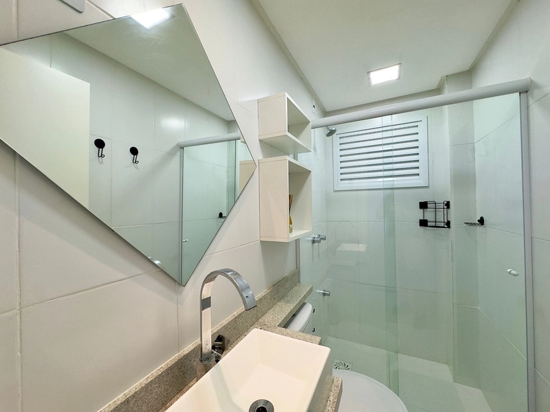 APARTAMENTO MOBILIADO DE 02 DORMITÓRIOS COM VISTA LIBERADA!: 1ª foto da galeria de imagens do imóvel