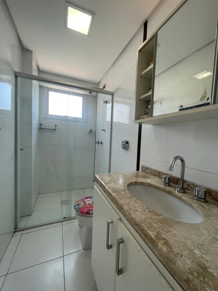 APARTAMENTO DE FRENTE MOBILIADO NO CENTRO DE CAPÃO DA CANOA!: 3ª foto da galeria de imagens do imóvel