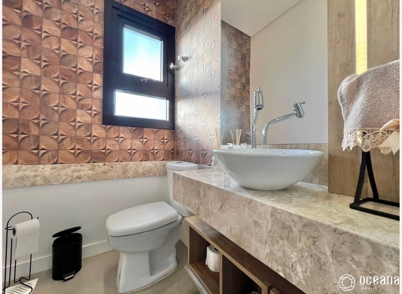 CASA EM COND. FECHADO COMPOSTA POR 05 DORMITÓRIOS, SENDO 04 SUÍTES!: 13ª foto da galeria de imagens do imóvel