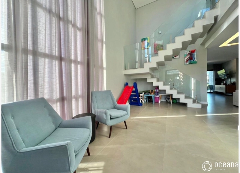 CASA EM COND. FECHADO COMPOSTA POR 05 DORMITÓRIOS, SENDO 04 SUÍTES!: 16ª foto da galeria de imagens do imóvel