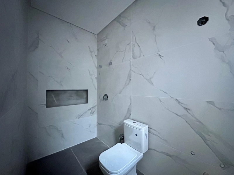 EXCELENTE CASA COM 04 SUÍTES EM CONDOMÍNIO FECHADO EM XANGRI-LÁ: 20ª foto da galeria de imagens do imóvel