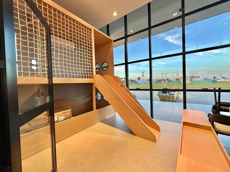 EXCELENTE CASA COM 04 SUÍTES EM CONDOMÍNIO FECHADO EM XANGRI-LÁ: 17ª foto da galeria de imagens do imóvel