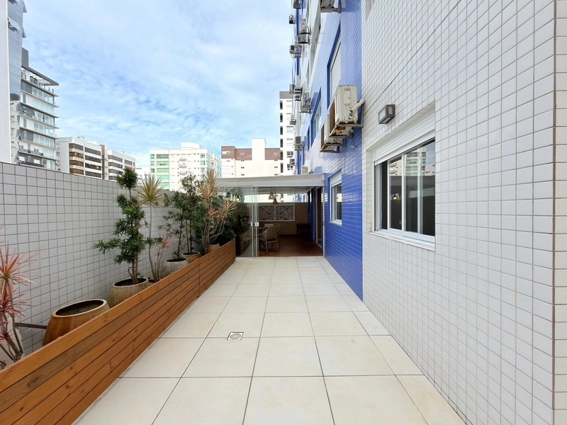 APARTAMENTO COM TERRAÇO EM “L” EM CAPÃO DA CANOA À VENDA: 15ª foto da galeria de imagens do imóvel