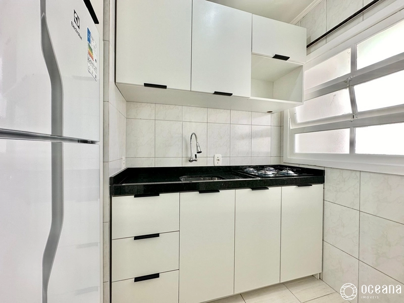 Apartamento de 02 dormitórios mobiliado: 2ª foto da galeria de imagens do imóvel