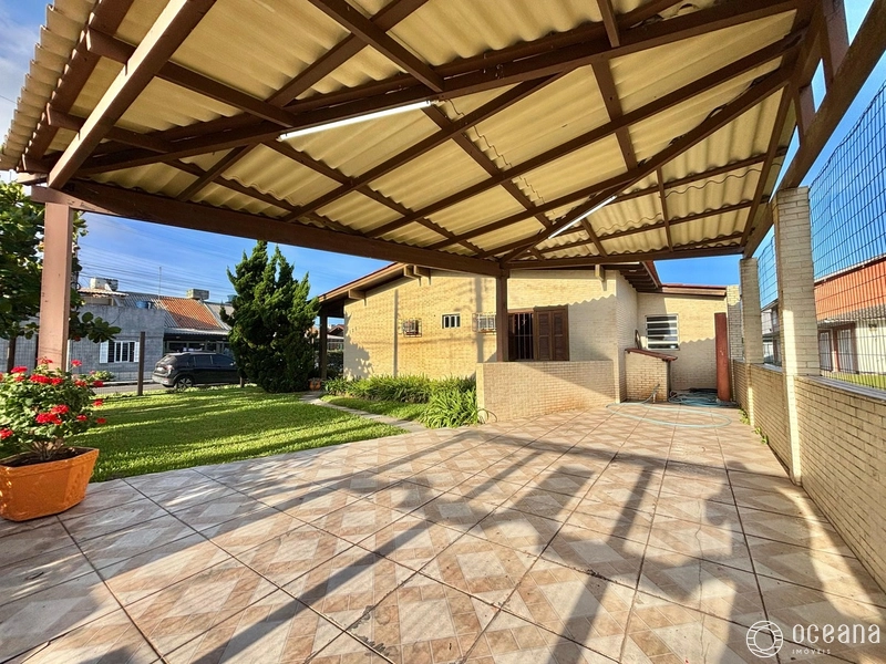 AMPLA CASA  COM 4 DORMITÓRIOS EM CAPÃO DA CANOA!: 17ª foto da galeria de imagens do imóvel