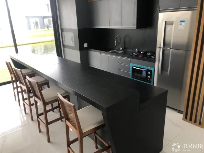 Ótima casa decorada com 4 dormitórios sendo suítes, aproveite!!: 9ª foto da galeria de imagens do imóvel