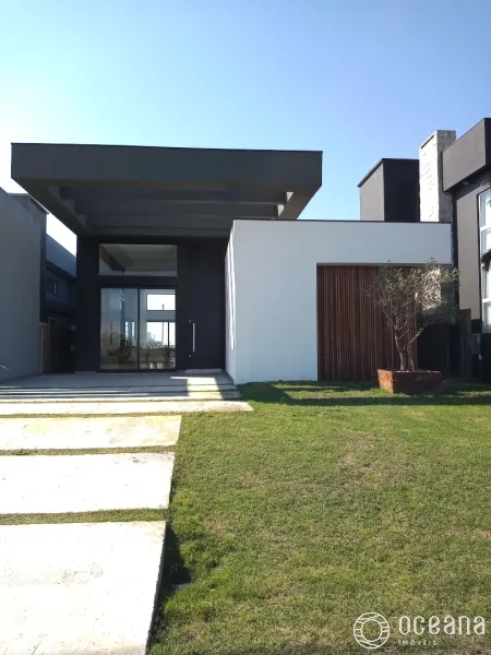 Ótima casa decorada com 4 dormitórios sendo suítes, aproveite!!: 1ª foto da galeria de imagens do imóvel