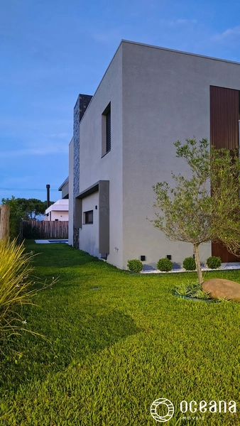 CASA EM CONDOMÍNIO FECHADO COMPOSTA POR 03 SUÍTES!: 4ª foto da galeria de imagens do imóvel