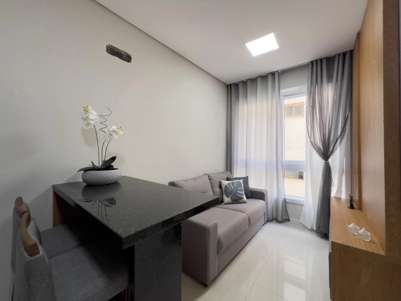 APARTAMENTO COMPOSTO POR 01 SUÍTE, MOBILIADO E DECORADO COM VAGA!: 9ª foto da galeria de imagens do imóvel