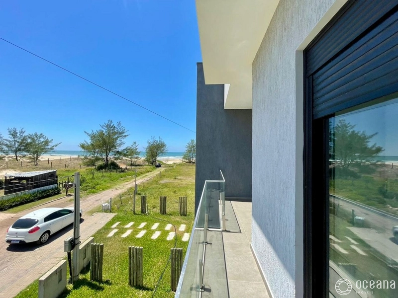 CASA SOBRADO POUCOS METROS DO MAR!: 5ª foto da galeria de imagens do imóvel