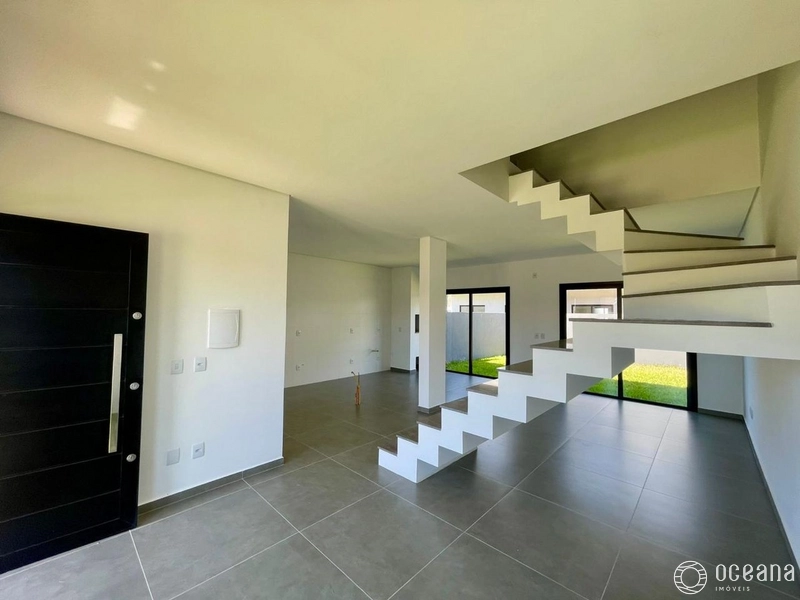 CASA SOBRADO POUCOS METROS DO MAR!: 18ª foto da galeria de imagens do imóvel
