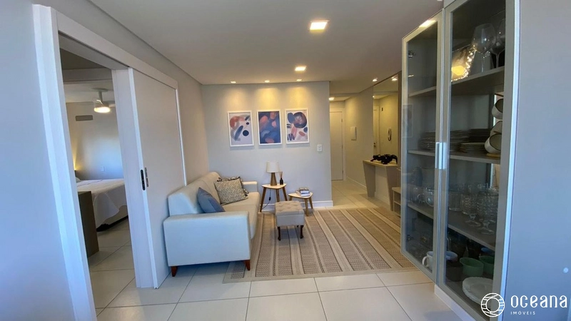 Apartamento amplo 2 dormitórios mobiliado e decorado: 3ª foto da galeria de imagens do imóvel