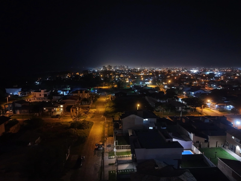 SOBRADO PÉ NA AREIA PADRÃO CASA DE CONDOMÍNIO!: 1ª foto da galeria de imagens do imóvel