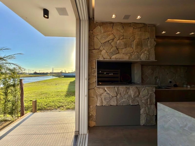 NOVIDADE À VENDA COM| 277m² BEIRA DE LAGO - FRENTE NORTE: 35ª foto da galeria de imagens do imóvel
