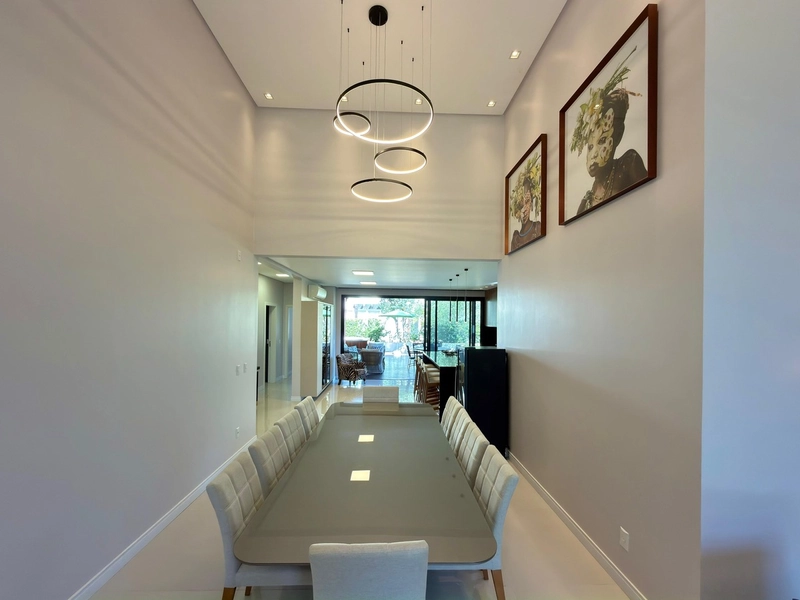 CASA COMPLETAMENTE MOBILIADA E DECORADA COM 04 SUÍTES INDIVIDUAIS!: 10ª foto da galeria de imagens do imóvel