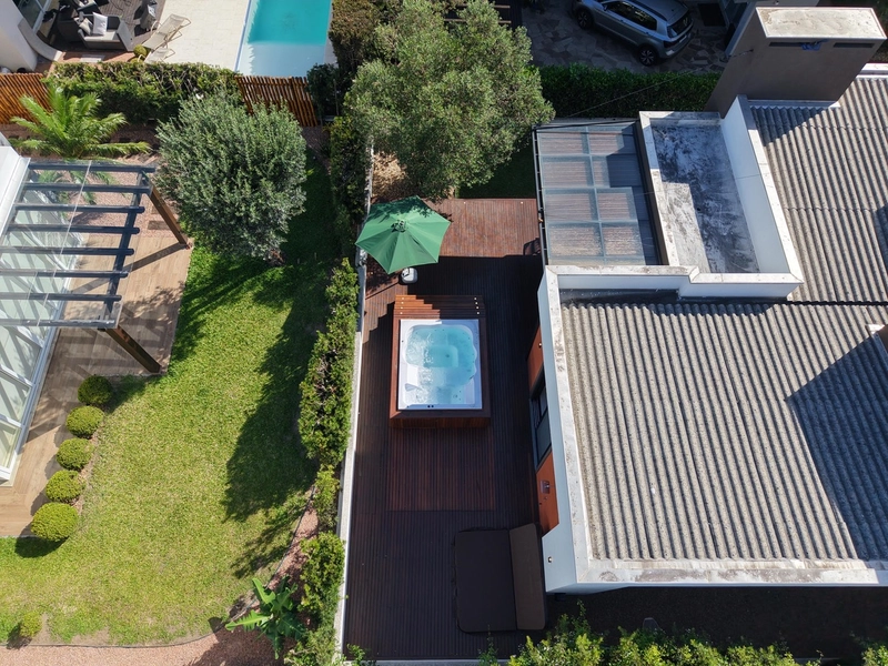 CASA COMPLETAMENTE MOBILIADA E DECORADA COM 04 SUÍTES INDIVIDUAIS!: 16ª foto da galeria de imagens do imóvel