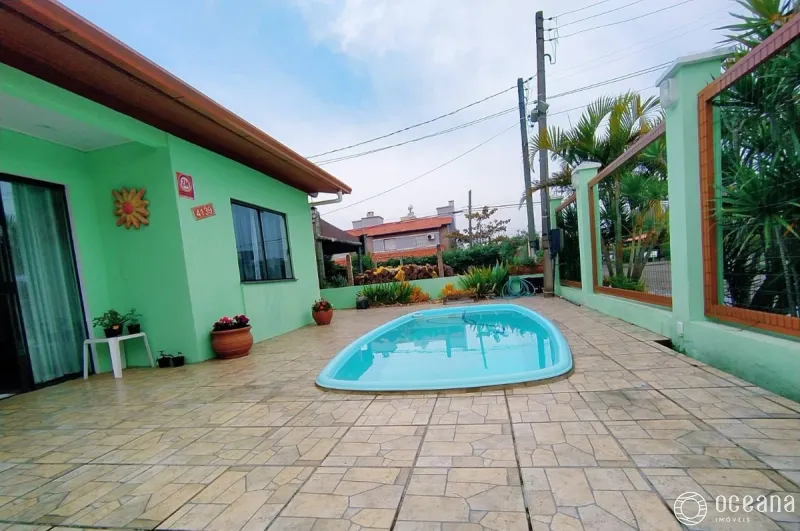 Casa em Capão novo com Piscina: 4ª foto da galeria de imagens do imóvel