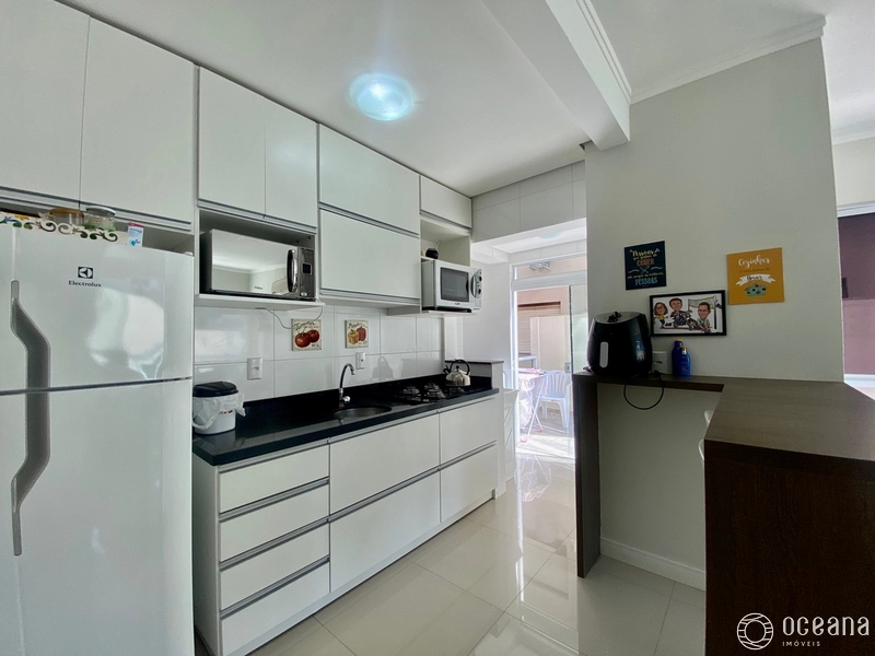 APARTAMENTO MOBILIADO DE 02 DORMITÓRIOS COM VAGA E TERRAÇO EM L: 13ª foto da galeria de imagens do imóvel