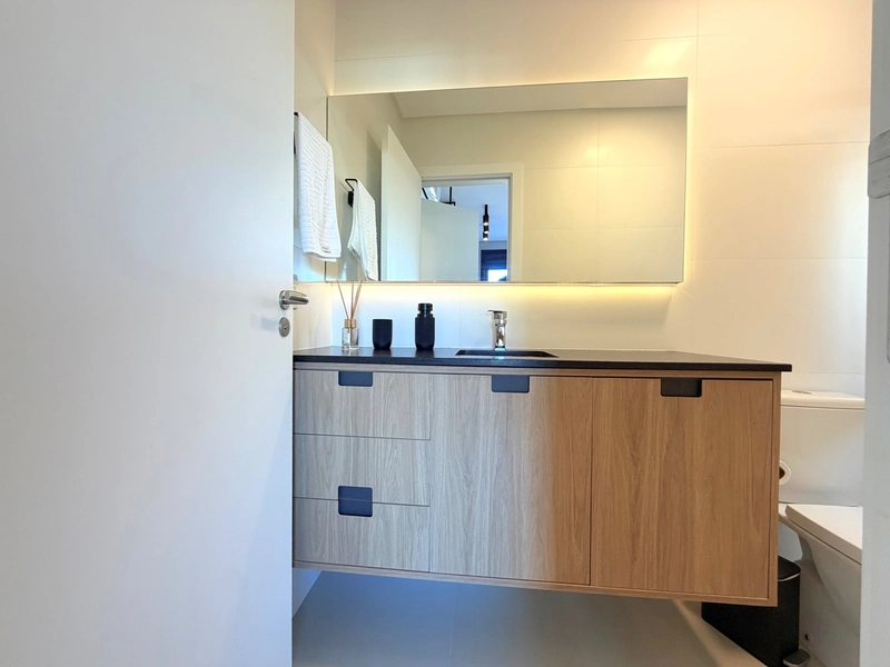 SOBRADO MOBILIADO E DECORADO COM 03 SUÍTES!: 3ª foto da galeria de imagens do imóvel