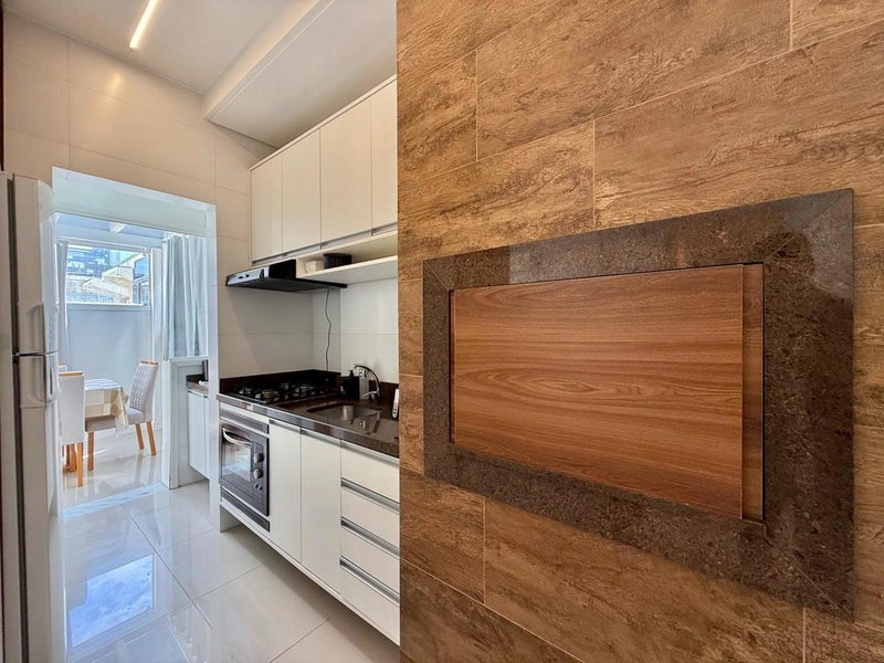 APARTAMENTO DE 02 DORMITÓRIOS A UMA QUADRA DO MAR!: 4ª foto da galeria de imagens do imóvel
