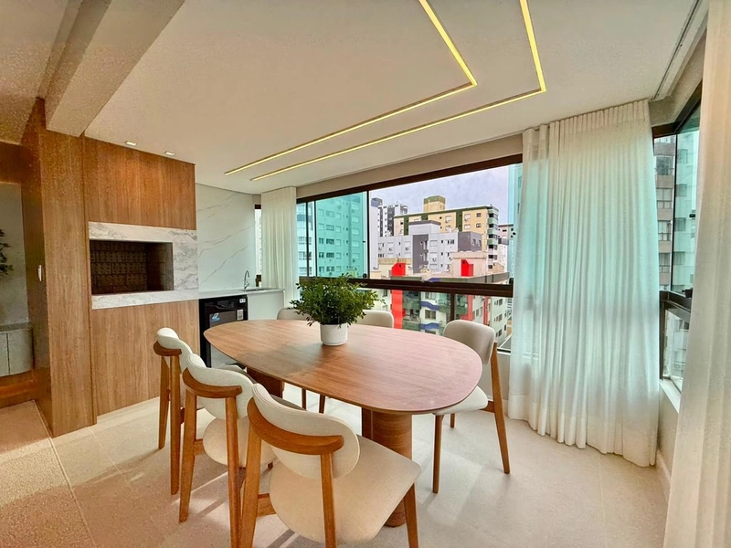 AMPLO APARTAMENTO DECORADO DE 03 DORM COM VISTA PARA A SERRA E O MAR!: 25ª foto da galeria de imagens do imóvel